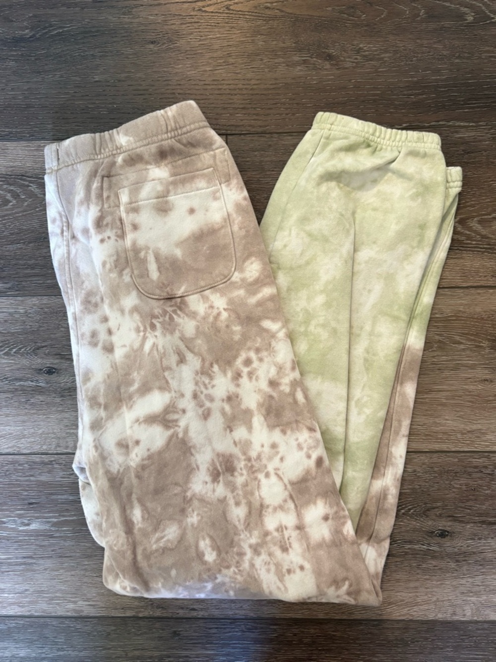 Tie-Dye Jogger Pants — Green & Beige